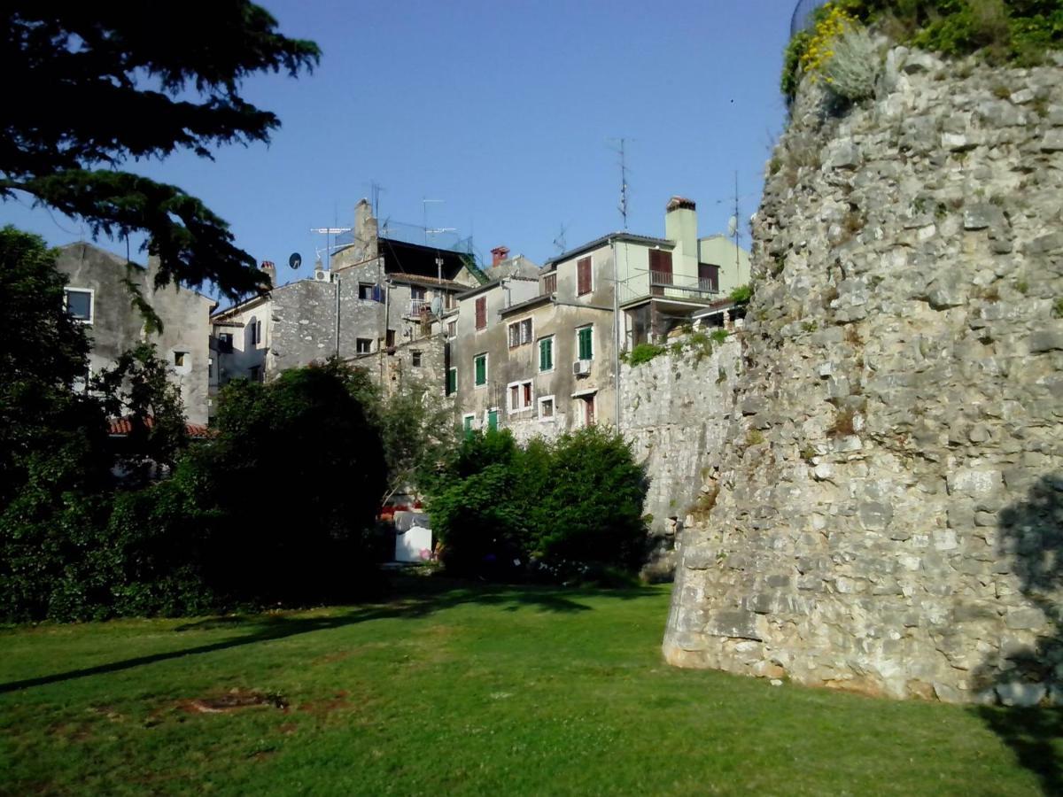 Old Town Charmer Пореч Экстерьер фото